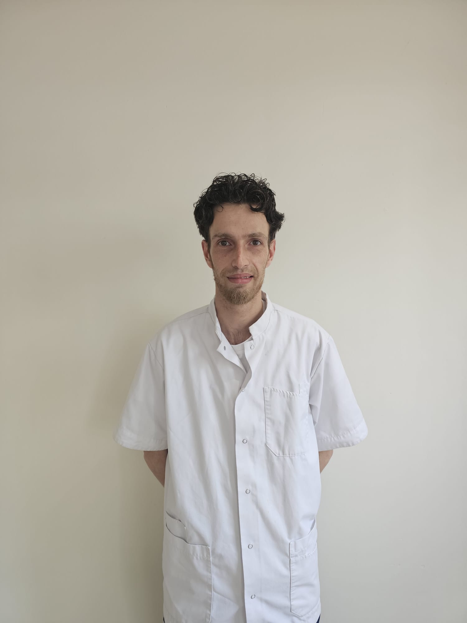 Emiel Khan, receptie